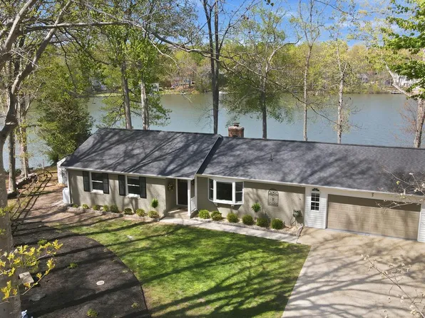 5 Jason Cir, Ruther Glen, VA 22546