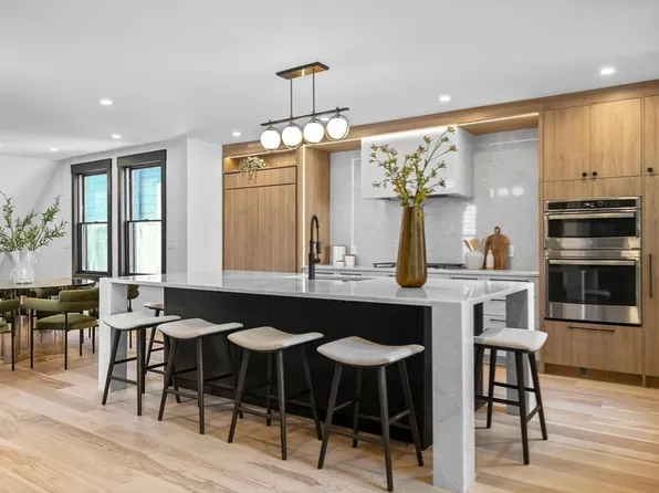 37 Berkeley St, Somerville, MA 02143