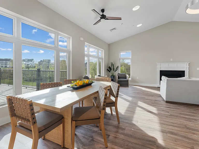 Townhouse Inside
