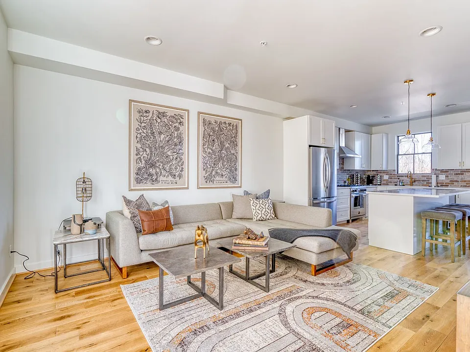 512 NE 56th Ave #ID1611960P