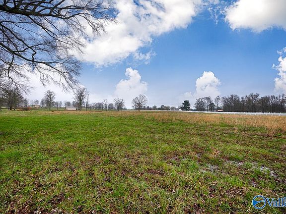 3rd image of 8A Shannon Rd