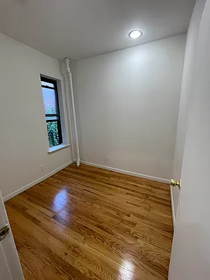 Rented by Best Apartments North Inc | media 23