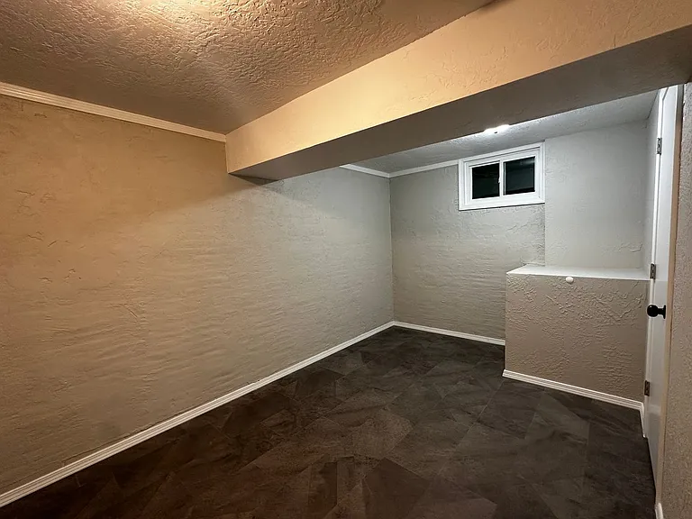 2843 E Eastwood St — Photo 30