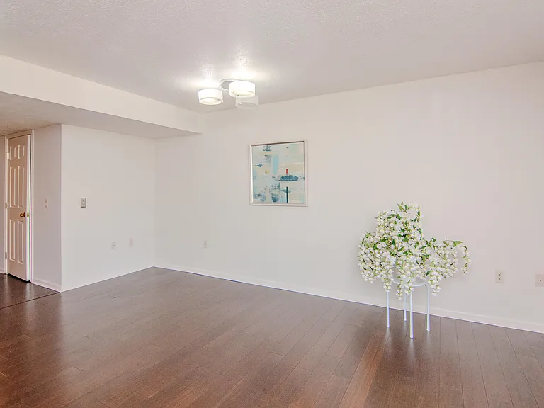 1704 Weatherstone Dr — Photo 12
