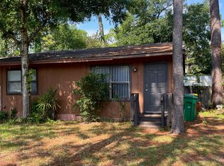 25 6th St #A, Shalimar, FL 32579