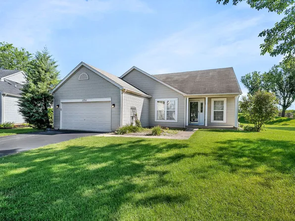1751 Gleneagle Ct, Romeoville, IL 60446