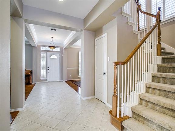 2nd image of 1513 Birchmont Ln