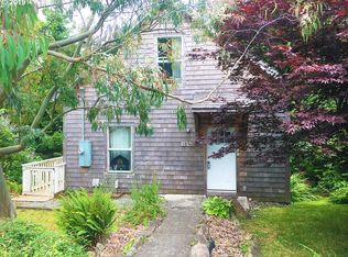 35915 10th St, Nehalem, OR 97131