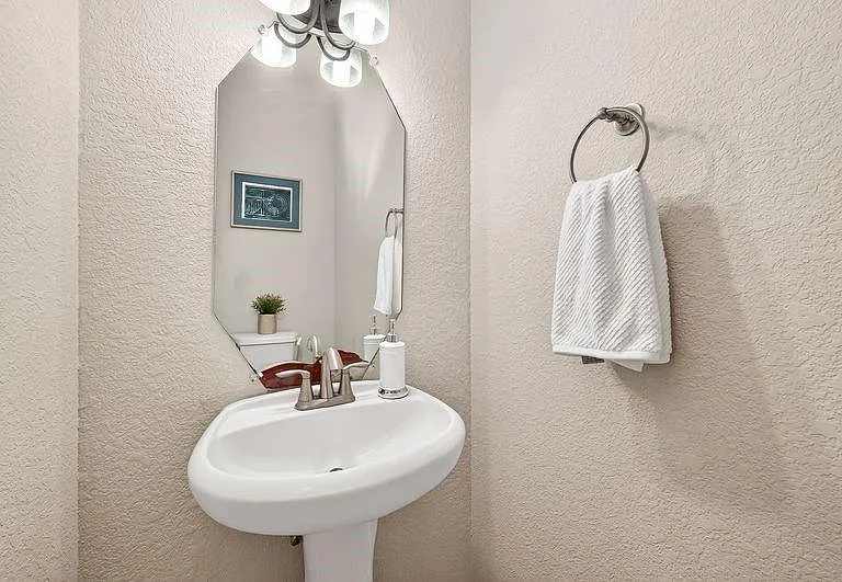 111 S Rocky Point Cir — Photo 19