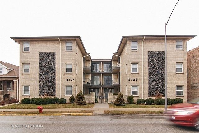 1st image of 2124 N Harlem Ave APT 1W