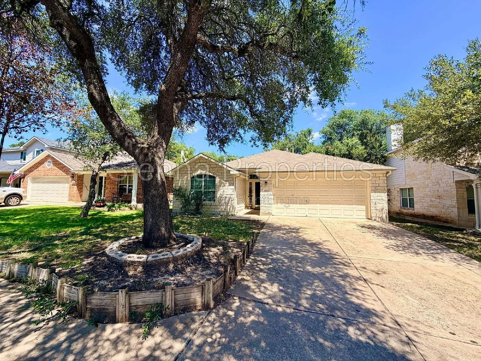 3 bed, 2.0 bath, 1384 sqft, $1,925 — Photo 1