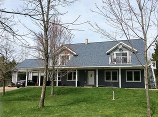 21695 Groningen Rd, Sandstone, MN 55072