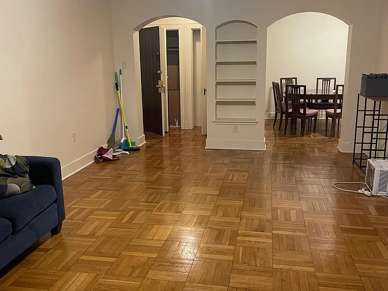 5914 Walnut St #302 — Photo 13