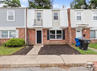 1142 Old Clubhouse Rd, Virginia Beach, VA 23453