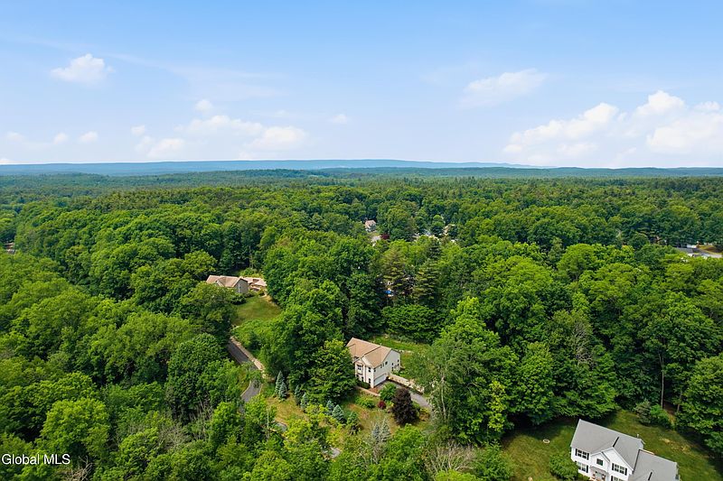 3rd image of 710 Rock City Road