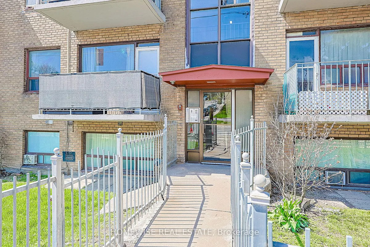 Building Photo - 2204 Dufferin St #302