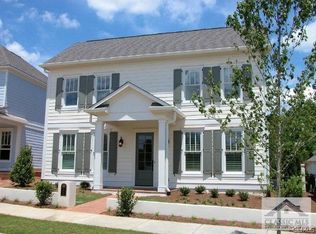 1050 Greenleffe Dr, Statham, GA 30666