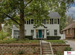 5036 Lake St, Omaha, NE 68104