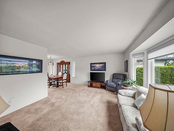 5th image of 11854 Blakely Rd