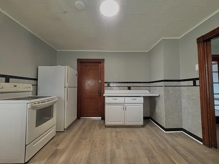 104 Brook St #1 — Photo 11