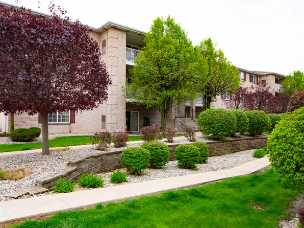 2009 75th Pl, Merrillville, IN 46410