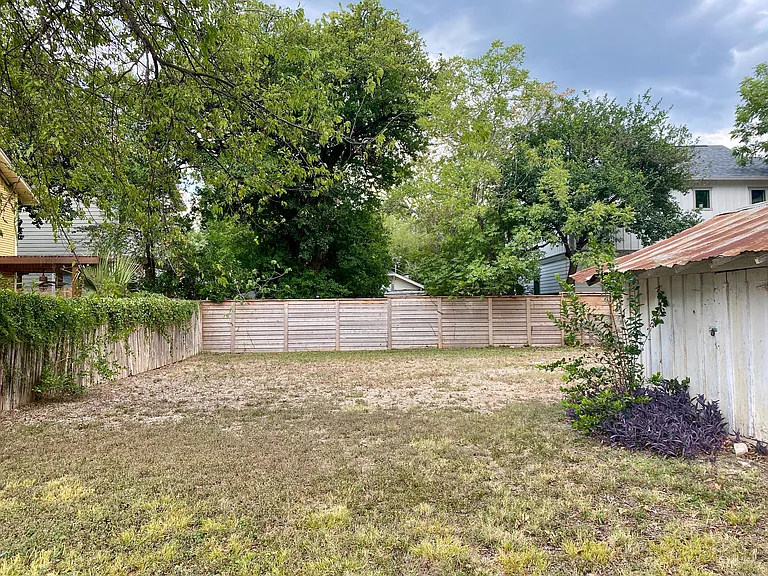 430 E Magnolia Ave #1 — Photo 12