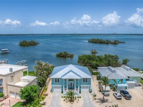 21521 Widgeon Ter, Fort Myers Beach, FL 33931