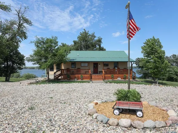 35151 S Shore Dr, Ayrshire, IA 50515