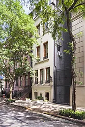 Rented by (Legacy) Elegran