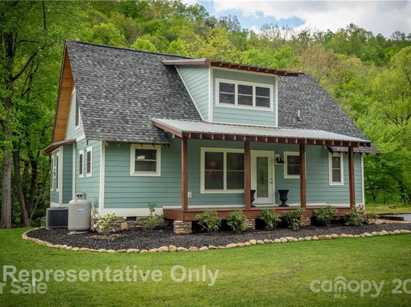 208 Light Waters Dr #5B, Cullowhee, NC 28723