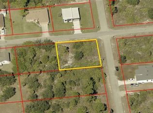 906 E 9th St, Lehigh Acres, FL 33972
