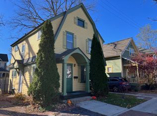 221 Houston Pl, Kalamazoo, MI 49001