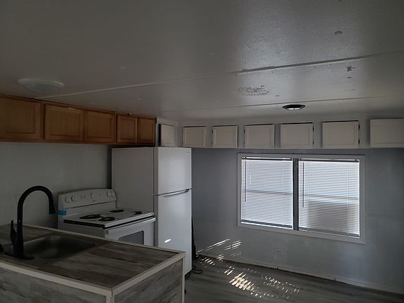 5th image of 800 Denton Blvd NW #5