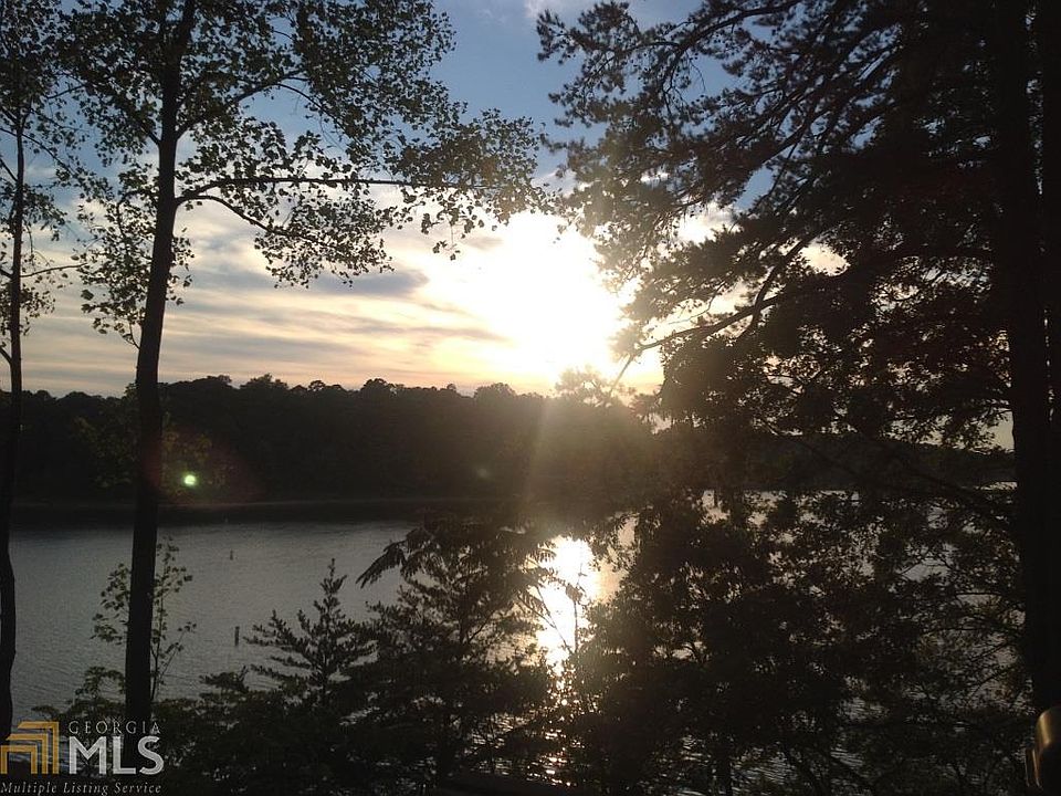 1st image of 3216 Lake Road Cir #0