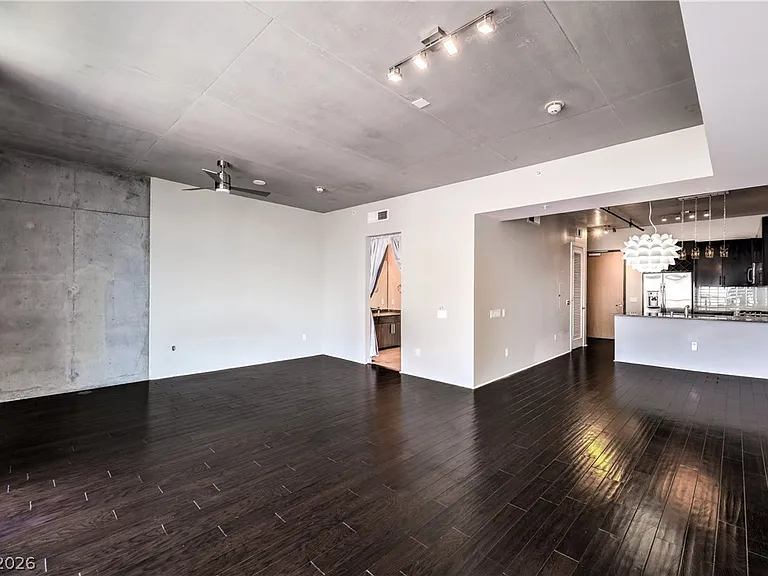 353 E Bonneville Ave #511 — Photo 2