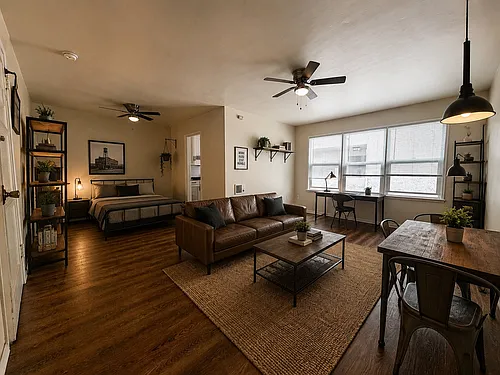 1405 E Ocean Blvd Photo 1