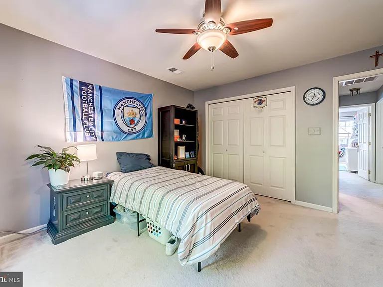 13930 S Springs Dr — Photo 56