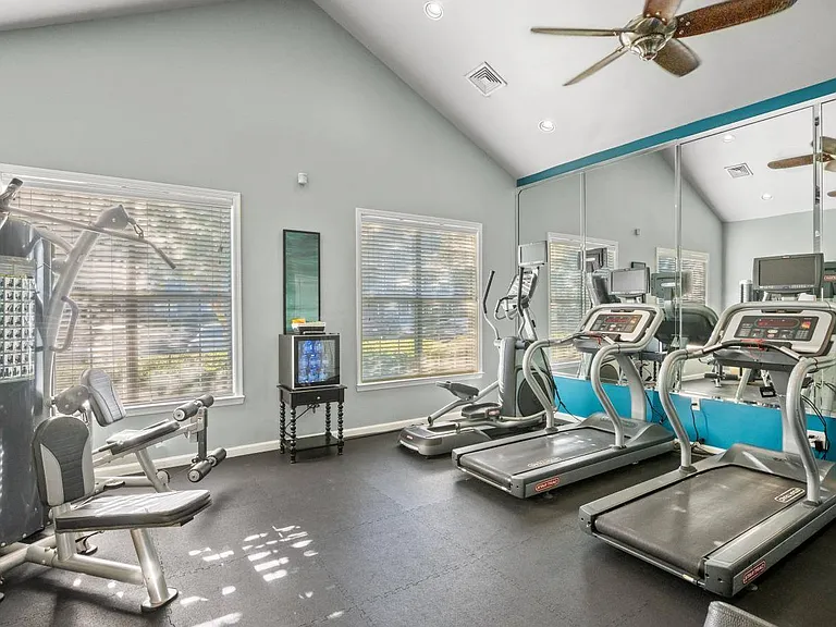 Palmetto Pointe Apartment Homes — Photo 40