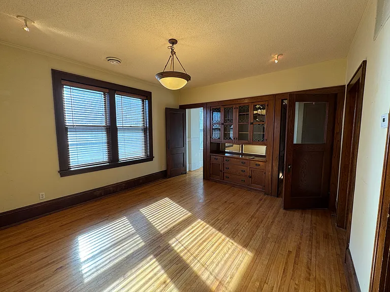 843 Rice St — Photo 11
