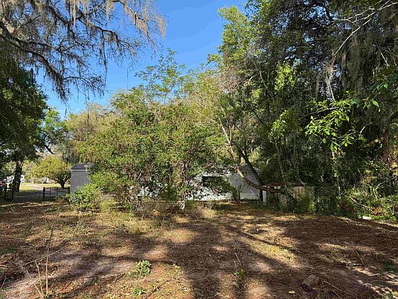 4th image of 608 Coral Farms Rd