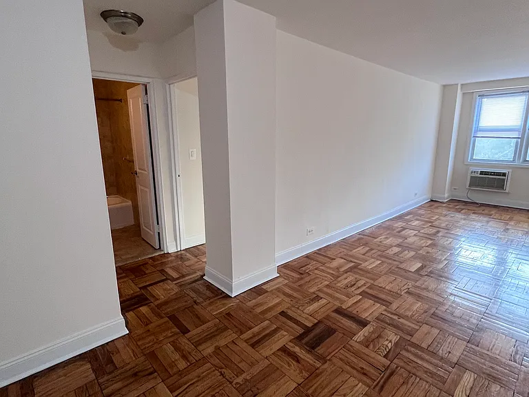 8855 Bay Pkwy #3J — Photo 5