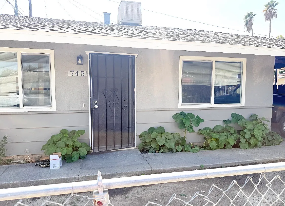 2 bed, $1,600 — Photo 1