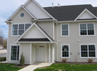 201 Ruth Ct, Middletown, NY 10940