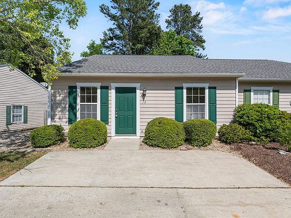 3rd image of 33 Heritage Village Ln