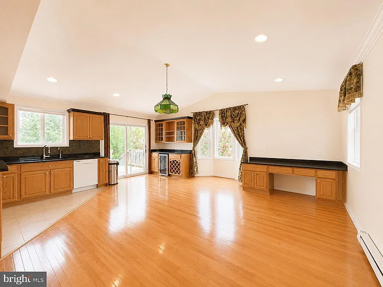 13354 Jasper Ct — Photo 7