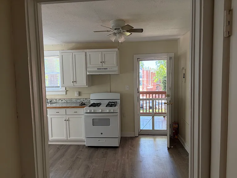 158 S Bayard Ave #11 — Photo 9
