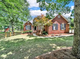 2395 Mill House Ln, Matthews, NC 28104