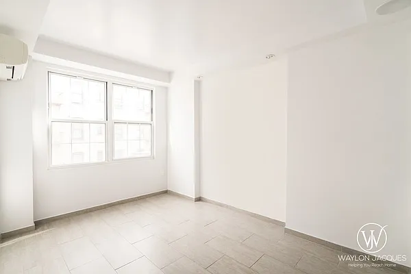 Rented by Compass | media 21