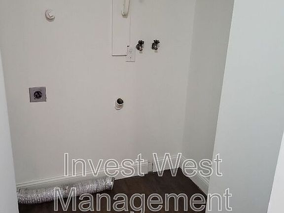 4th image of 3108 Kauffman Ave APT H