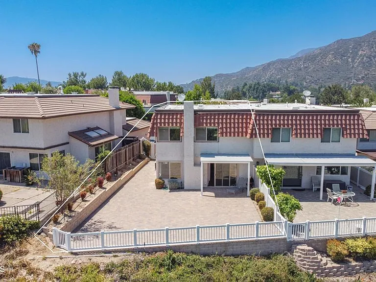 738 Galaxy Heights Dr — Photo 24